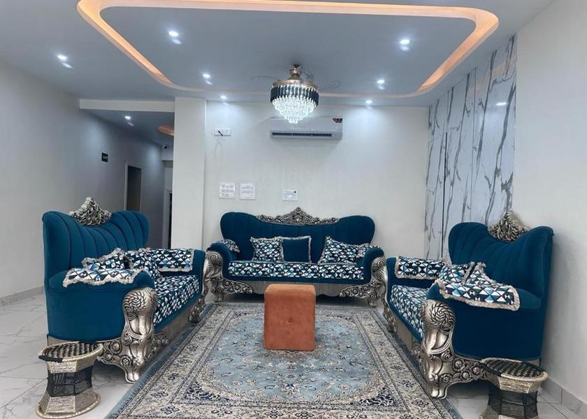 Uttarakhand Rishikesh Public Areas