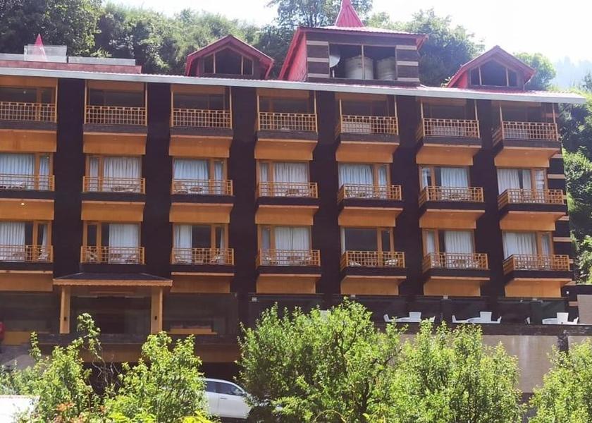 Himachal Pradesh Manali Hotel Exterior