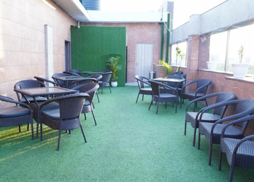Uttar Pradesh Noida Food & Dining