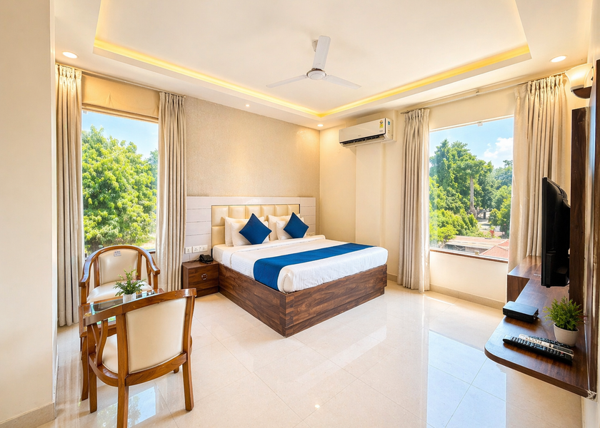 Uttar Pradesh Noida Superior Room with Balcony