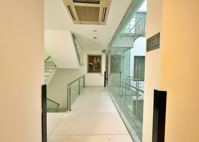 Delhi Delhi Public Areas