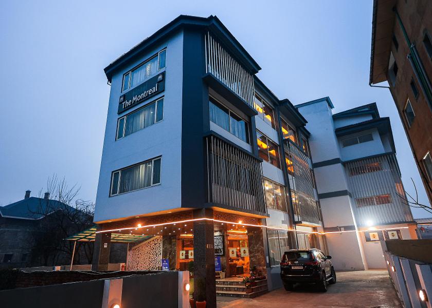 Jammu and Kashmir Srinagar Hotel Exterior