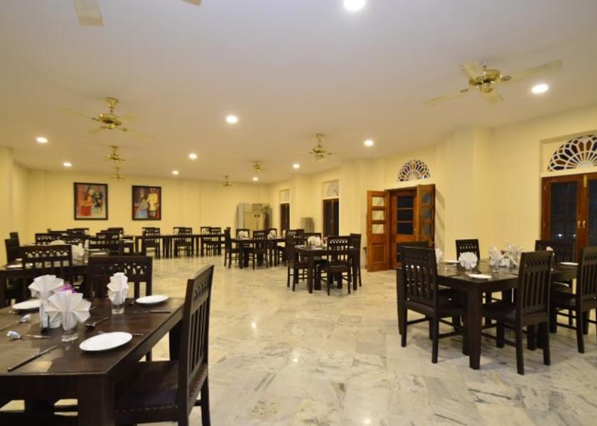 Uttar Pradesh Agra Food & Dining