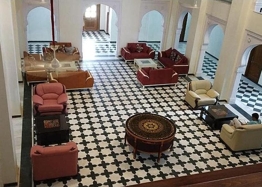 Uttar Pradesh Agra Lobby