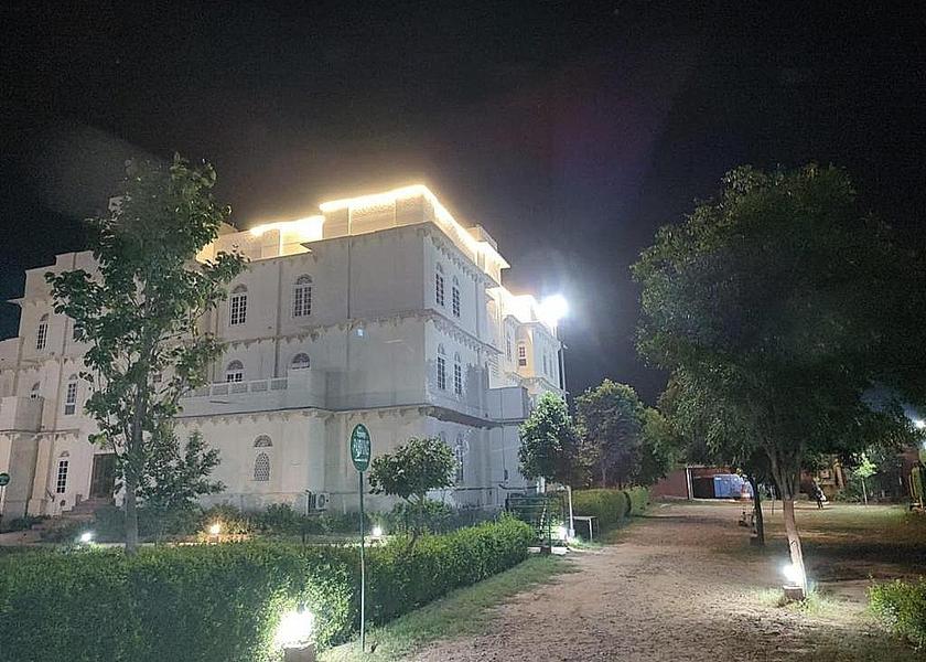 Uttar Pradesh Agra Hotel Exterior