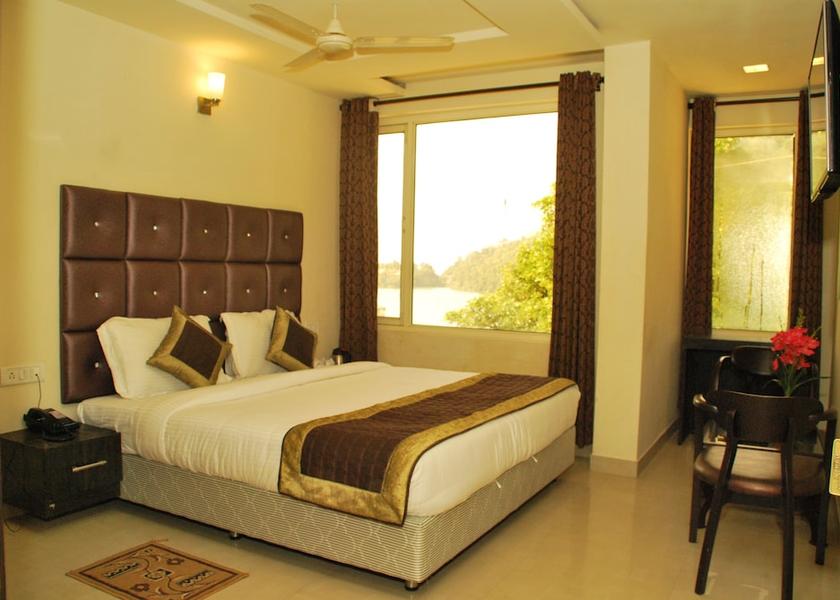Uttarakhand Bhimtal Living area