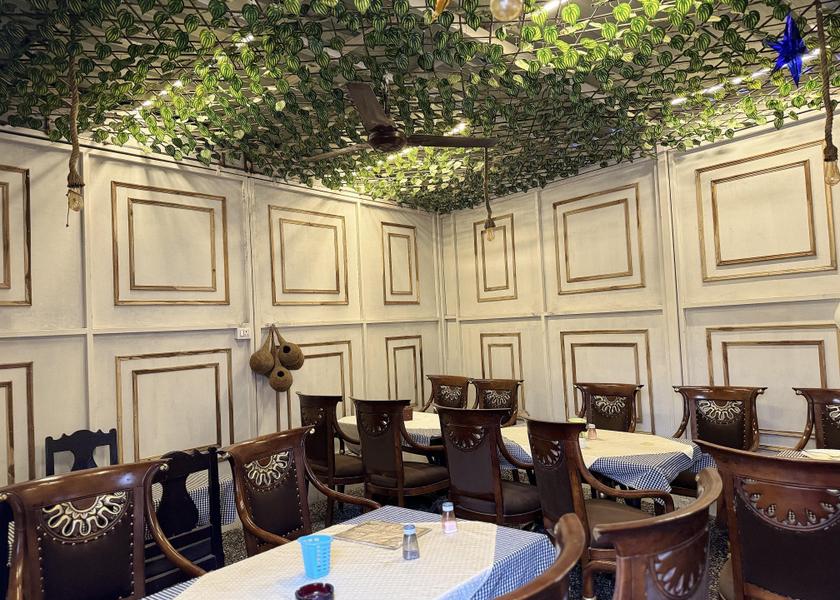 Uttar Pradesh Agra Food & Dining