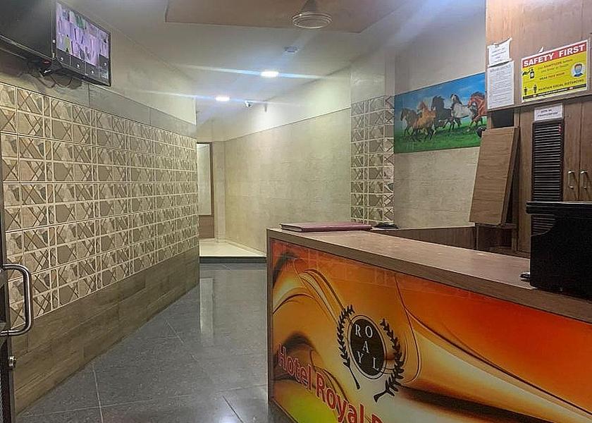 Maharashtra Mumbai Public Areas