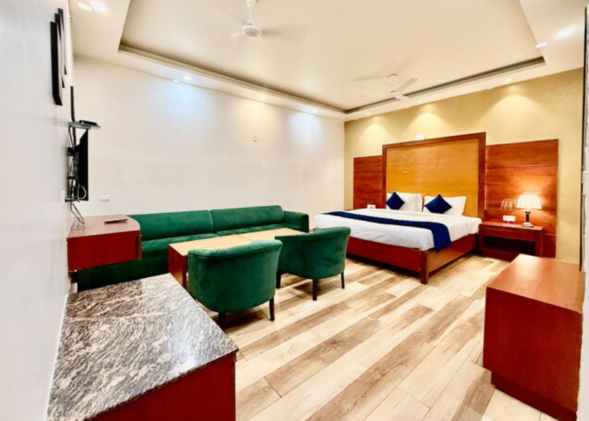 Delhi Delhi Family Suite