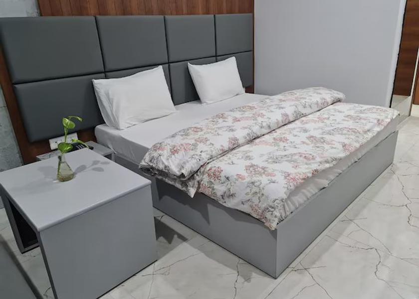 Uttarakhand Roorkee Executive Room