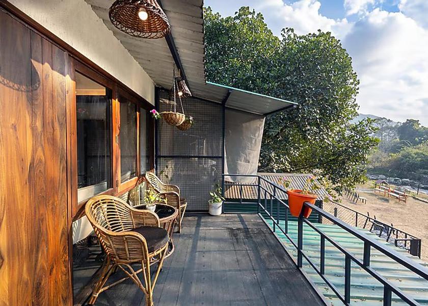 Uttarakhand Dehradun River View Room