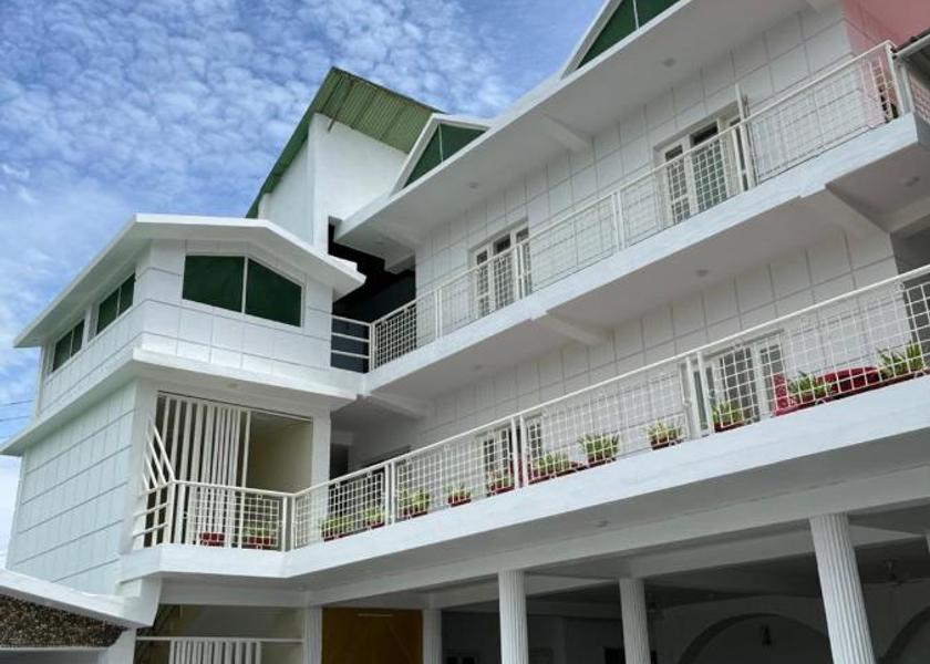 Uttarakhand Chamba Facade