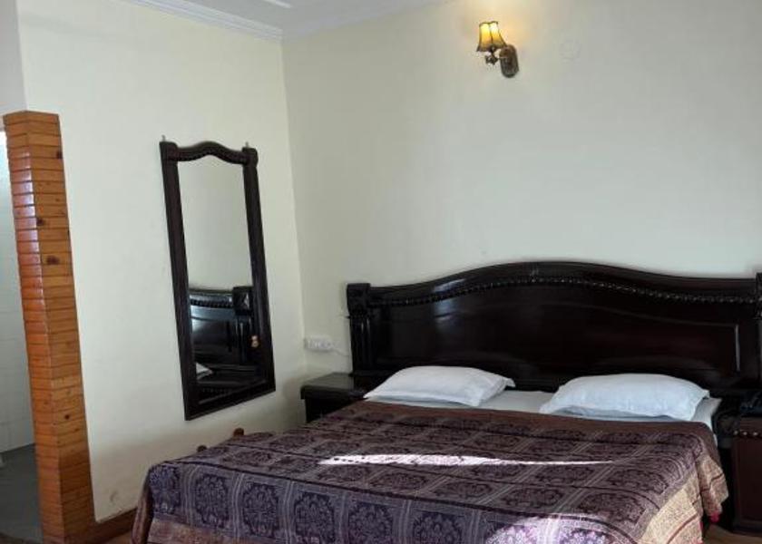 Uttarakhand Chamba Deluxe King Room