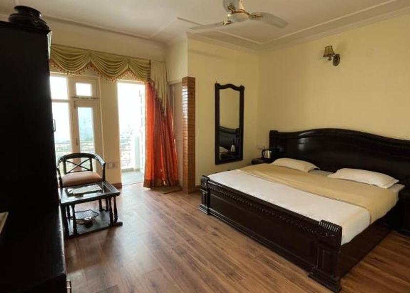 Uttarakhand Chamba Deluxe King Room