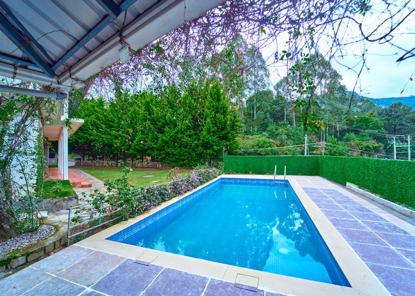 Kerala Munnar Pool
