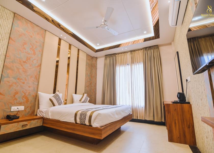 Uttar Pradesh Ayodhya Deluxe Room