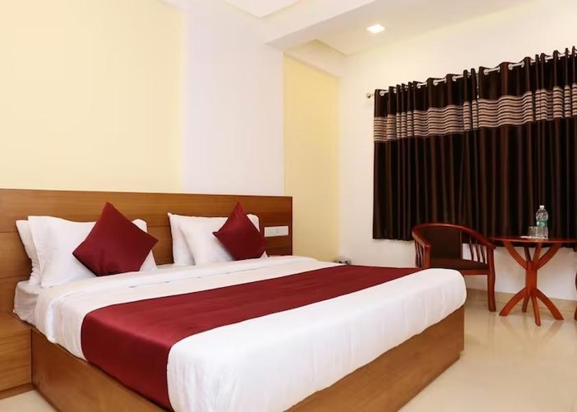 Uttar Pradesh Ayodhya Deluxe room