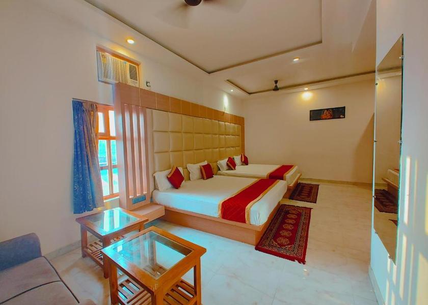 Uttar Pradesh Ayodhya Executive Triple Room