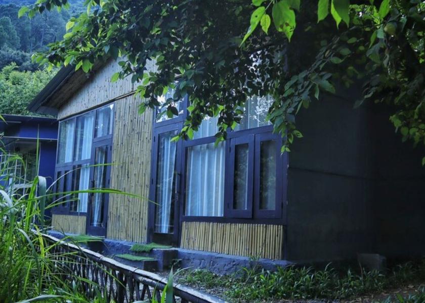 Uttarakhand Bhimtal Hotel Exterior