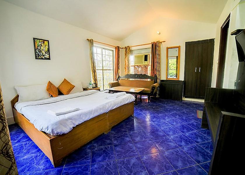 Uttarakhand Rishikesh Room