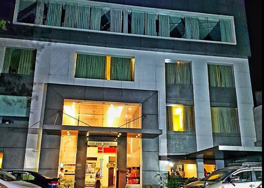 Punjab Zirakpur Hotel Exterior