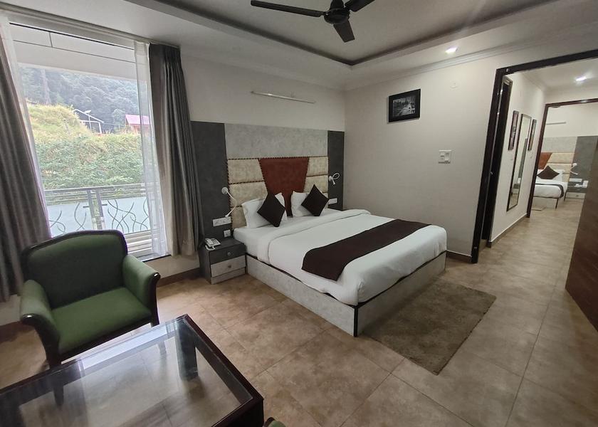 Himachal Pradesh Chail Room