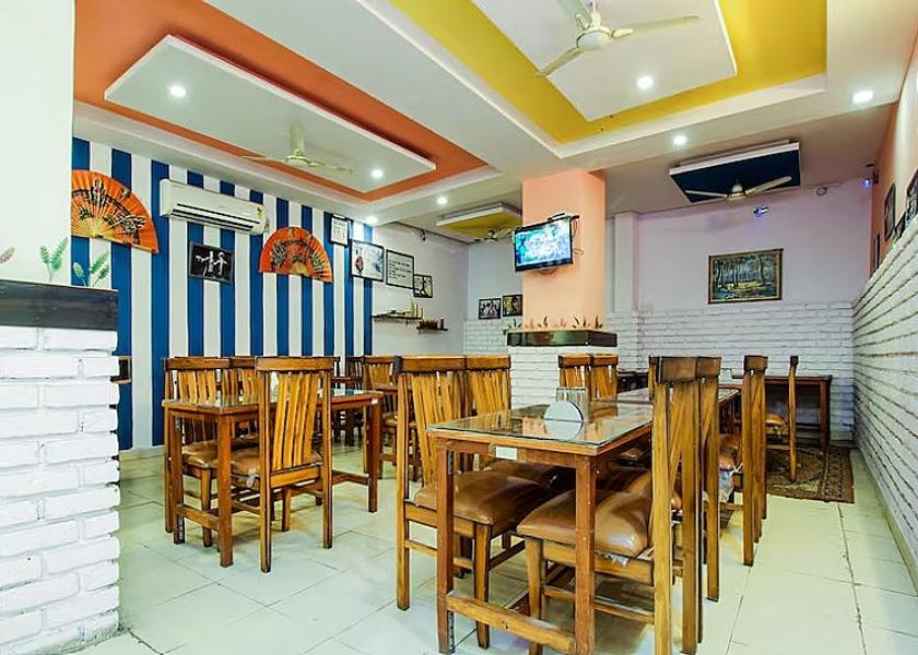 Uttarakhand Dehradun Food & Dining