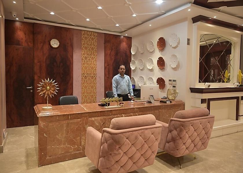 Uttar Pradesh Varanasi Public Areas