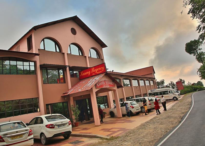 Uttarakhand Lansdowne Parking