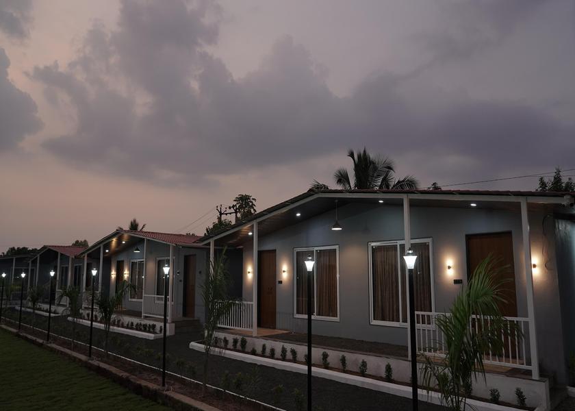 Gujarat Rajpipla Hotel Exterior