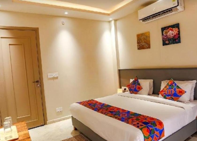 Uttar Pradesh Noida Premium Room