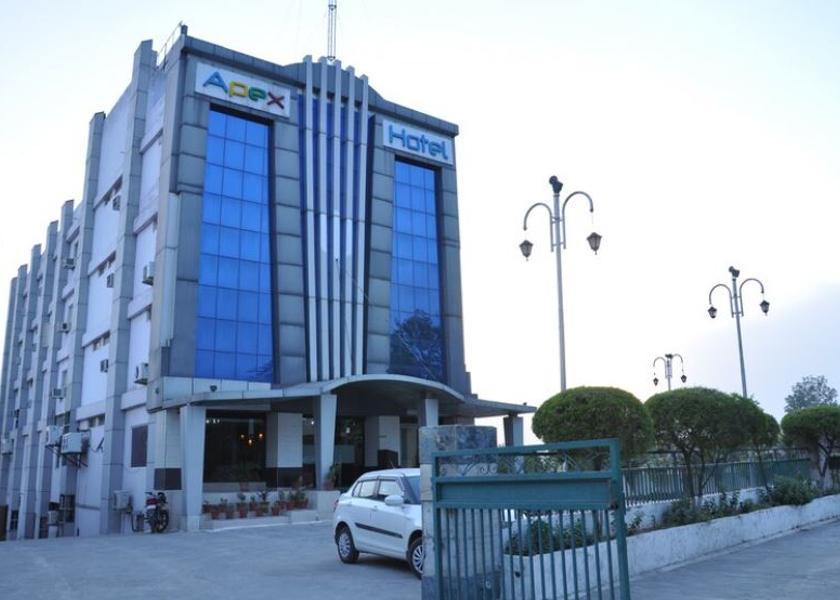 Himachal Pradesh Baddi Hotel Exterior