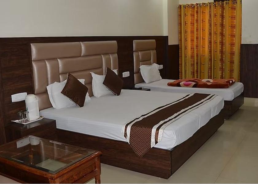 Jammu and Kashmir Katra Deluxe Triple Bed Room