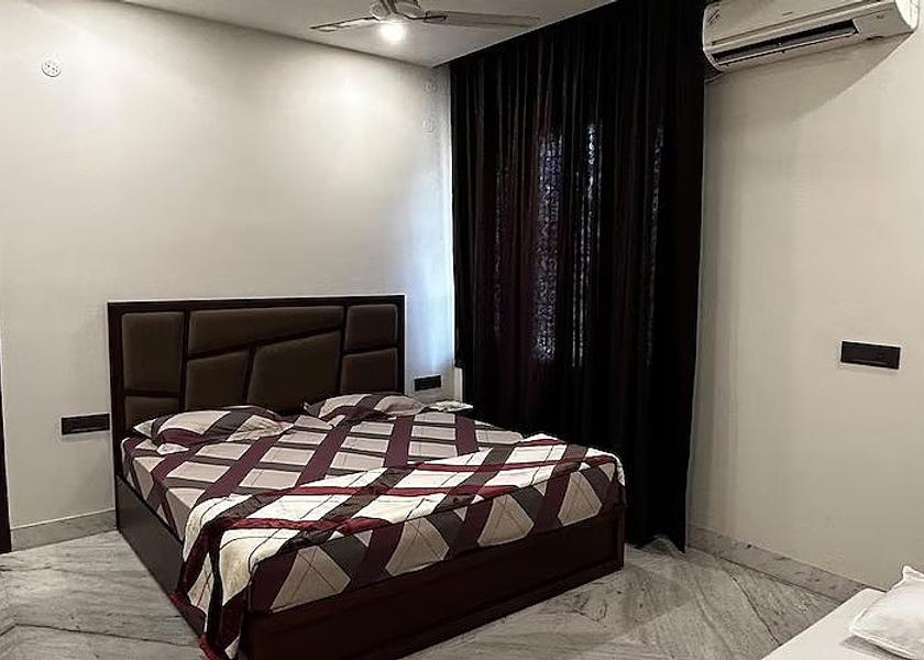 Uttarakhand Haridwar Basic Room