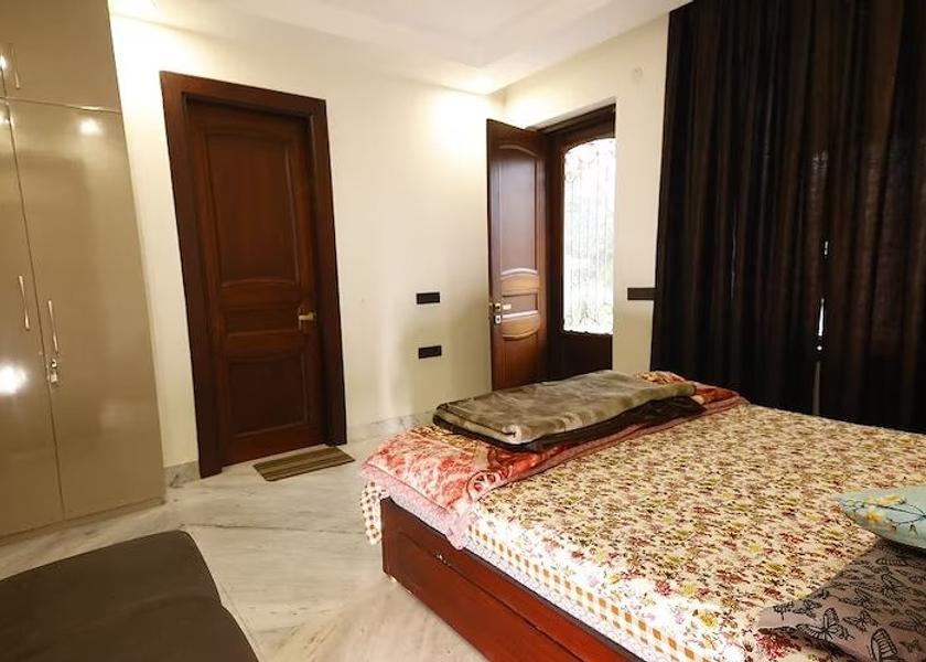 Uttarakhand Haridwar Basic Room