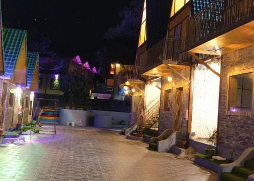 Uttarakhand Nainital Hotel Exterior