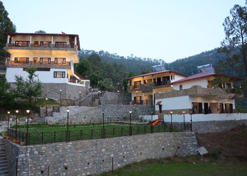 Uttarakhand Binsar Hotel Exterior