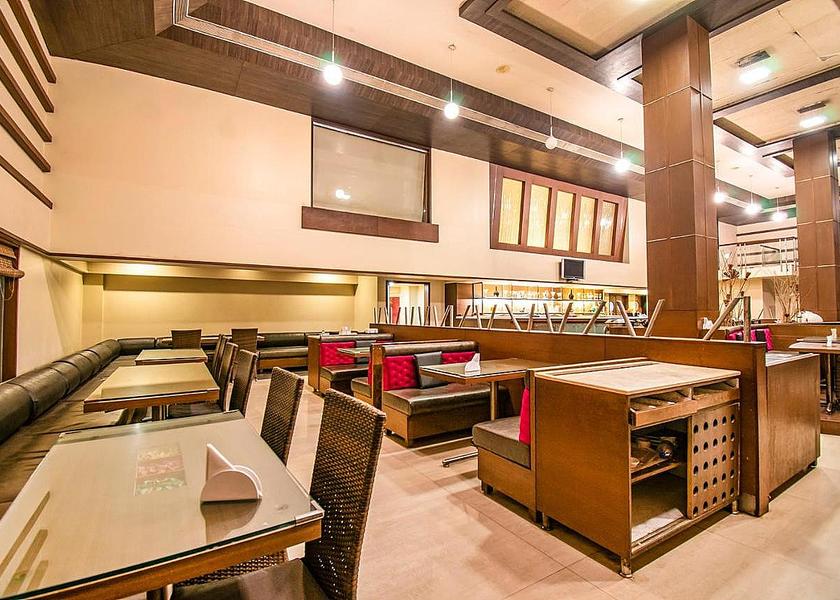 Maharashtra Pune Food & Dining