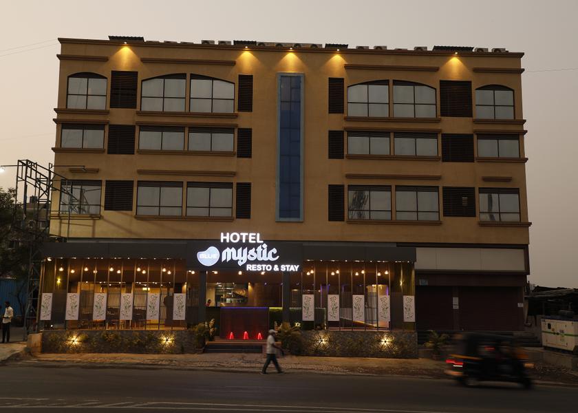 Maharashtra Pune Hotel Exterior