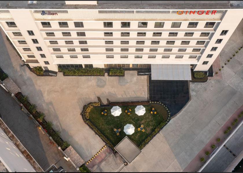 Punjab Zirakpur Hotel Exterior