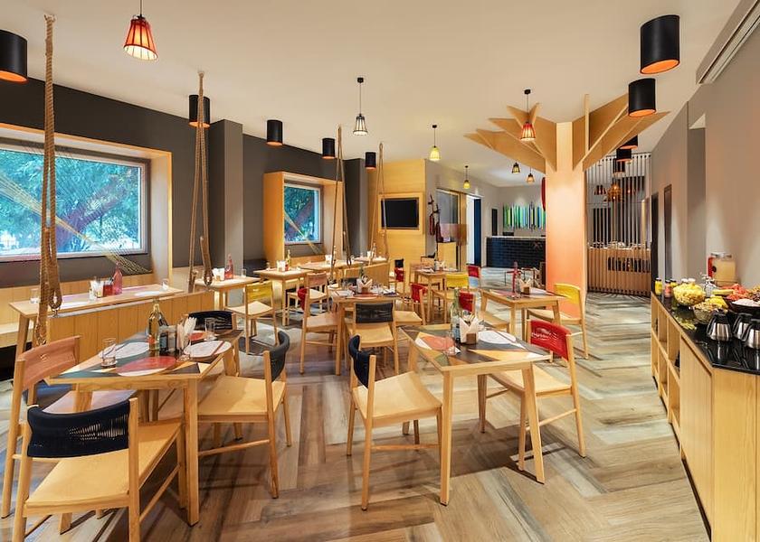 Uttar Pradesh Noida Food & Dining