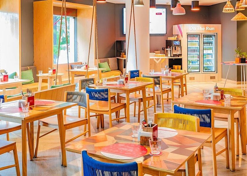Maharashtra Pune Restaurant