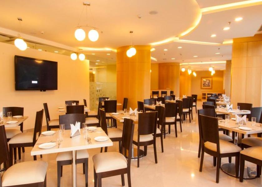 Gujarat Vadodara Restaurant