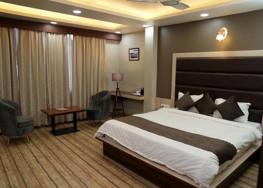 Himachal Pradesh Kangra Luxury Room