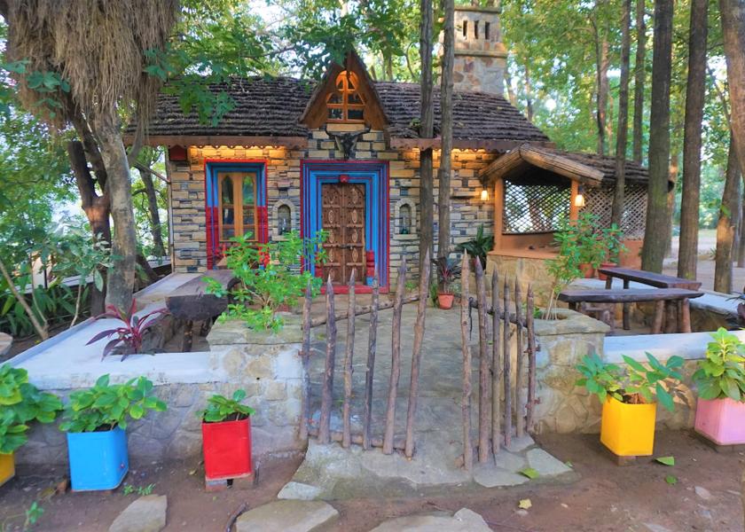 Uttarakhand Ghate Section Hotel Exterior