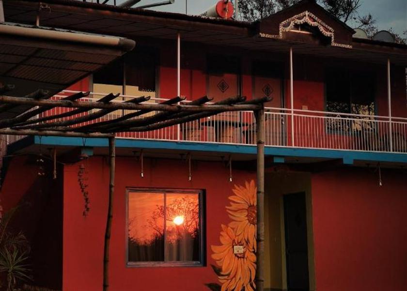 Himachal Pradesh Bir Exterior Detail