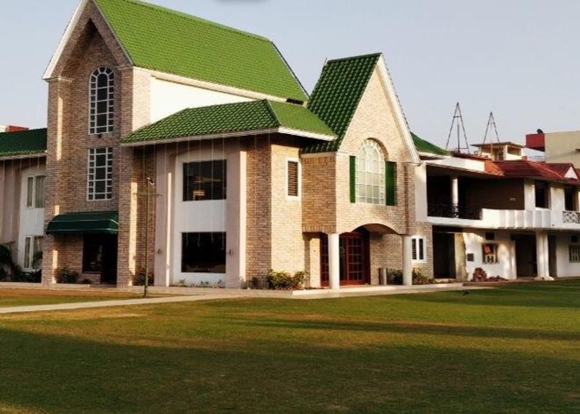 Uttar Pradesh Bareilly Facade