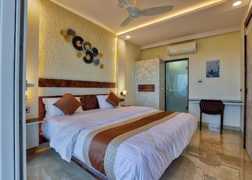 Andhra Pradesh Visakhapatnam Studio with Private Seaview Balcony