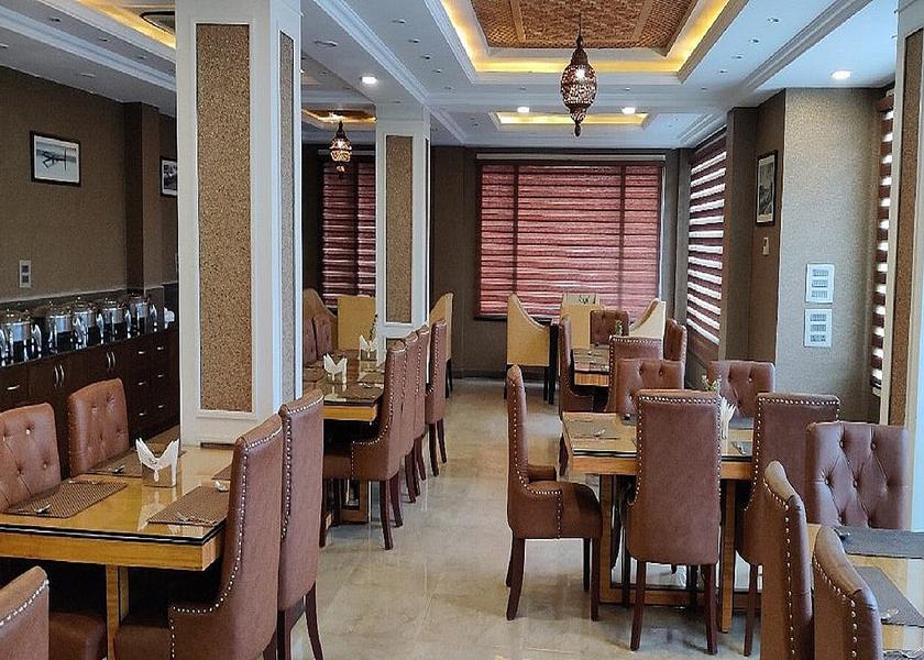 Jammu and Kashmir Srinagar Food & Dining