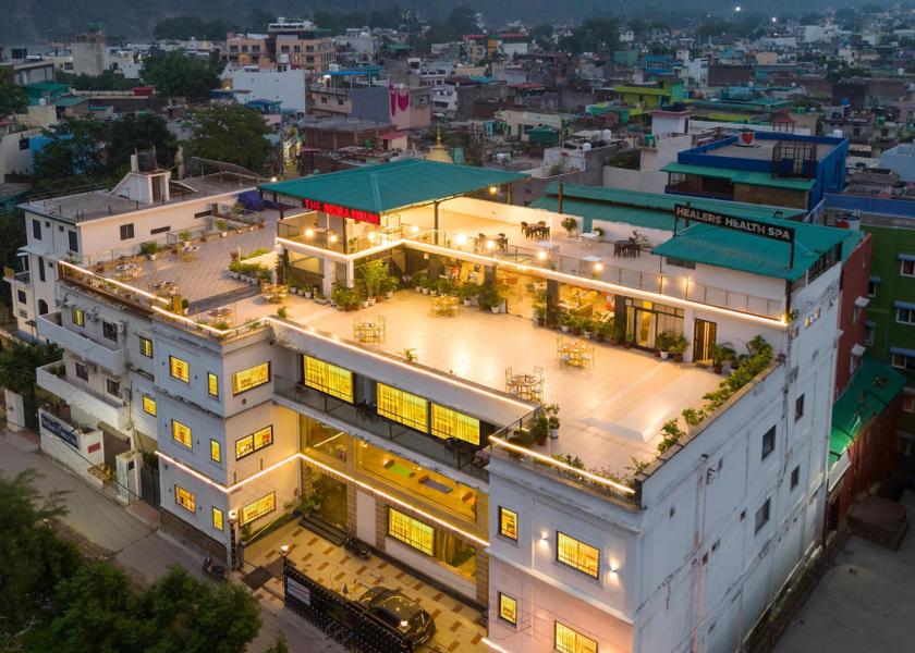 Uttarakhand Rishikesh Hotel Exterior